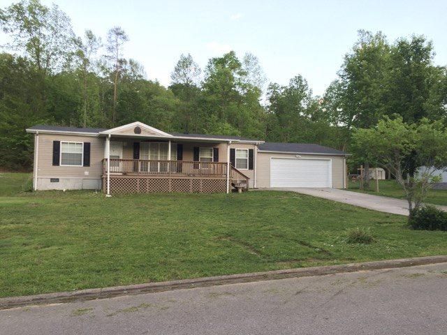 300 Abbott Rd, Lenoir City, TN 37771