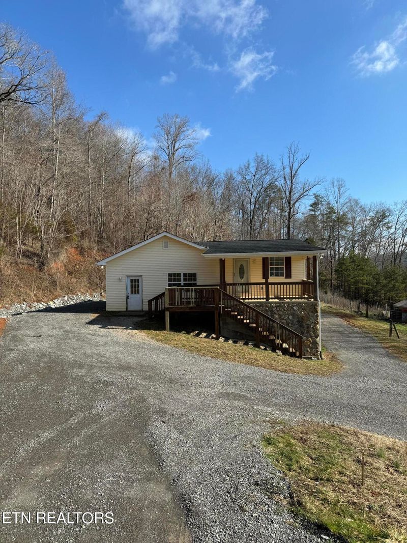 300 Beard Valley Rd, Maynardville, TN 37807