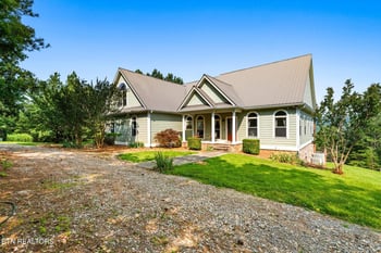 300 County Road 876, Englewood, TN 37329