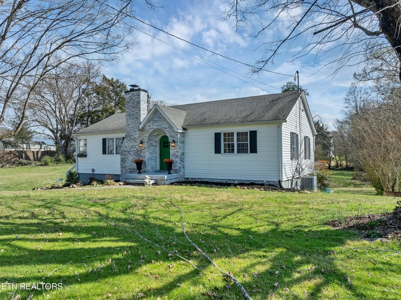 300 Lindy Dr, Knoxville, TN 37920