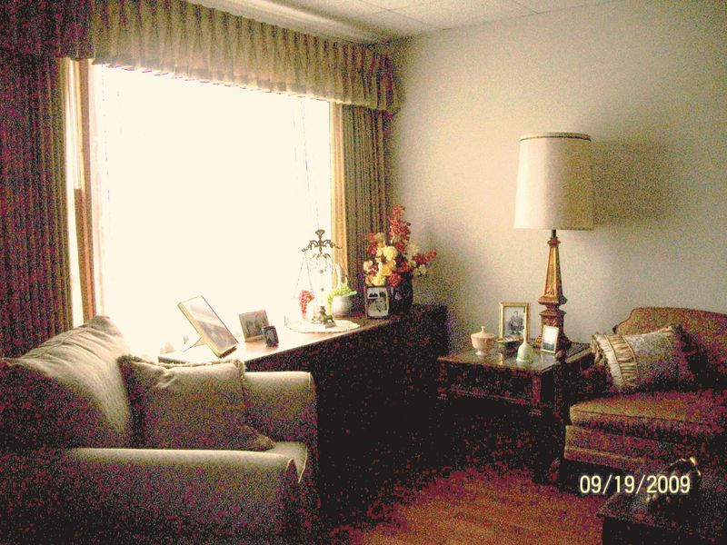 300 N Oak St, Greenback, TN 37742