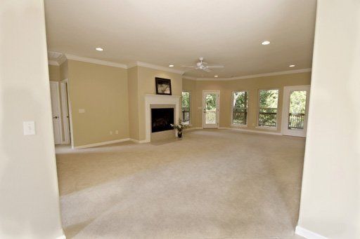 300 Piute Pl, Loudon, TN 37774