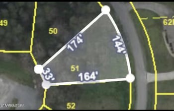 300 Southshore Dr, Greenback, TN 37742