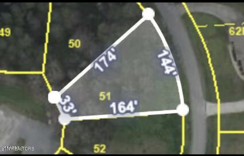 300 Southshore Dr, Greenback, TN 37742