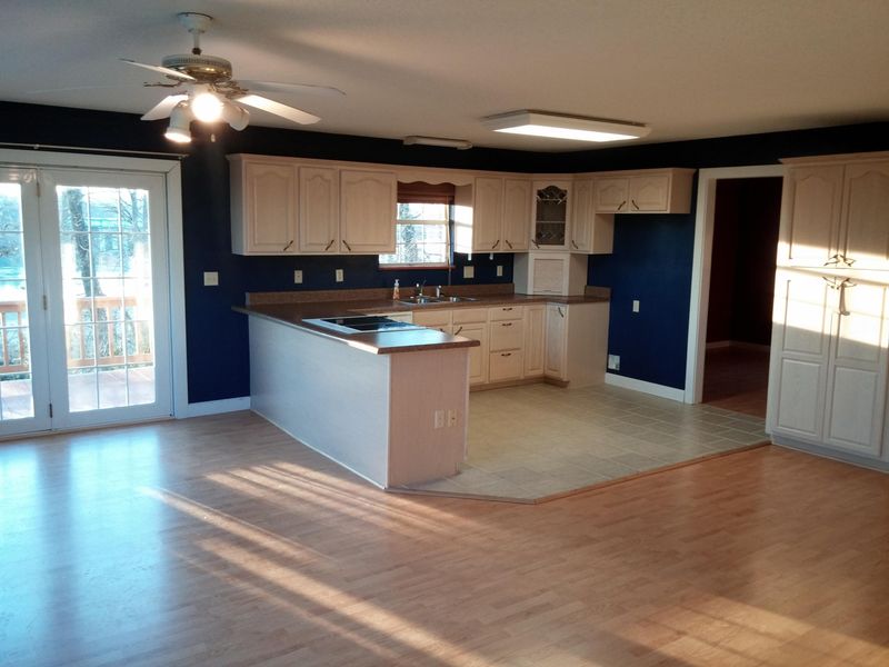 3000 Club Dr, Loudon, TN 37774