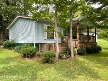 3000 Fairview Rd, Madisonville, TN 37354