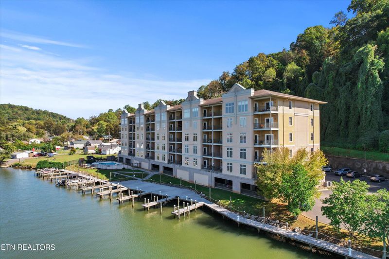 3001 River Towne Way #402, Knoxville, TN 37920