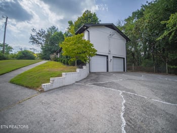 3001 Walmar Dr, Knoxville, TN 37920