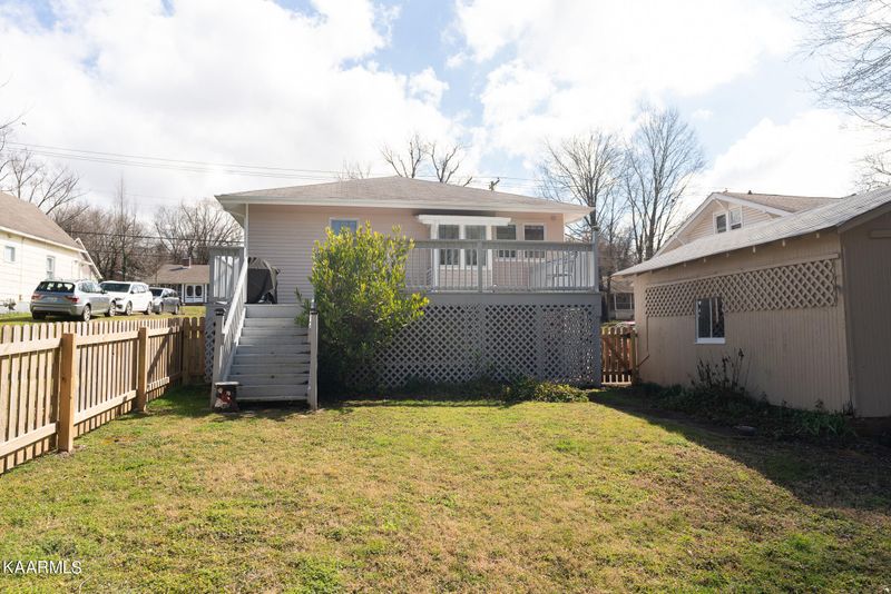 3003 Forestdale Ave, Knoxville, TN 37917