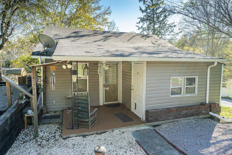 3003 Johnson Ln, Knoxville, TN 37920