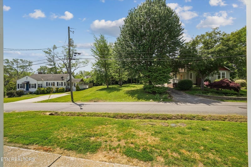 3005 Conner Dr #7, Knoxville, TN 37918