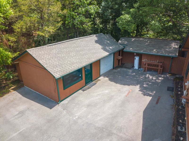 3009 Crestview Ct, Sevierville, TN 37862