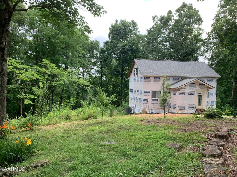 301 Cain Rd, Sharps Chapel, TN 37866