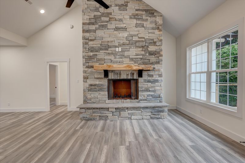 301 Cheeyo Ln, Loudon, TN 37774