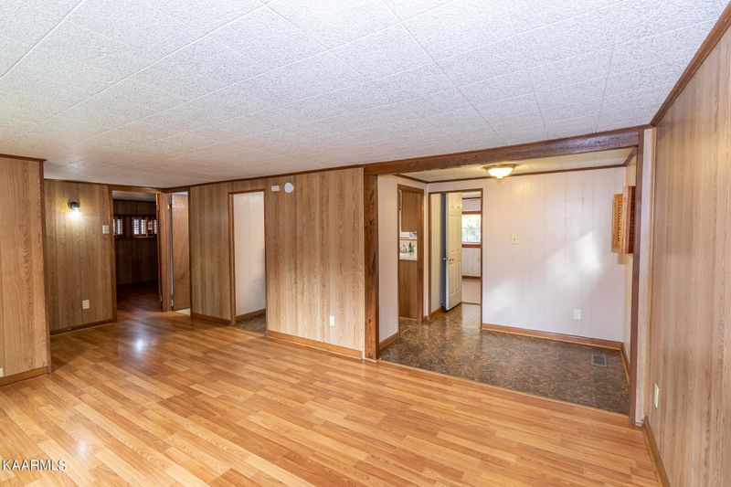 301 Keith Ln, Athens, TN 37303