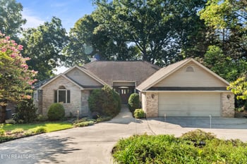 301 Kiyuga Way, Loudon, TN 37774