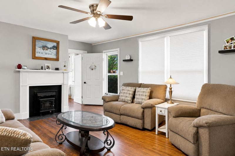 301 W Main St, Niota, TN 37826