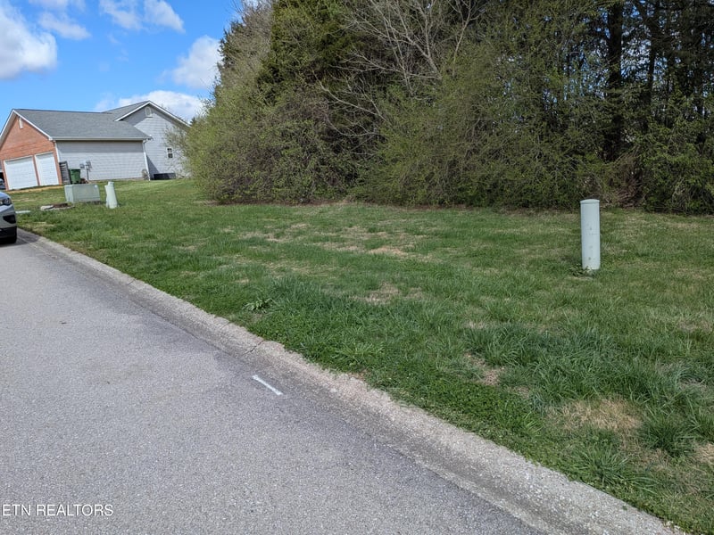 3010 Masters Ln, Knoxville, TN 37918
