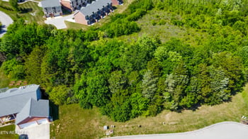 3010 Masters Ln, Knoxville, TN 37918