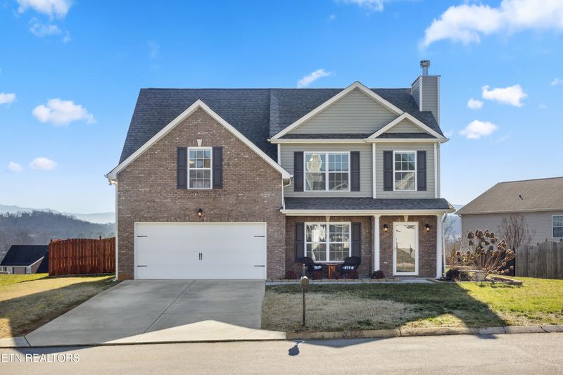 3012 Crosswinds Ln, Sevierville, TN 37876