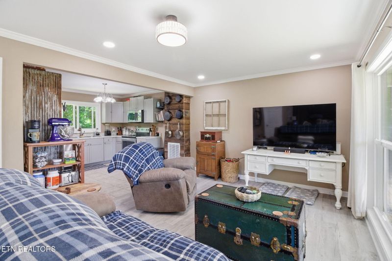 3012 Sinking Springs Rd, Knoxville, TN 37914