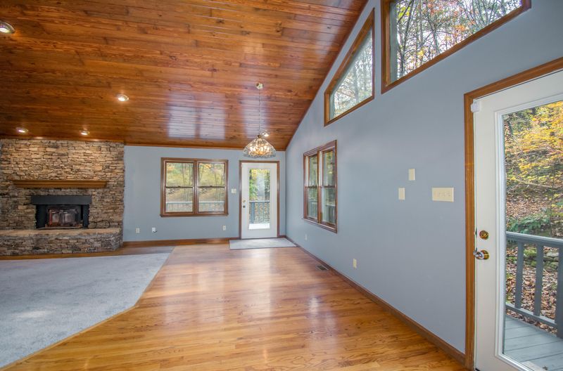 3012 Williams Rd, Knoxville, TN 37932