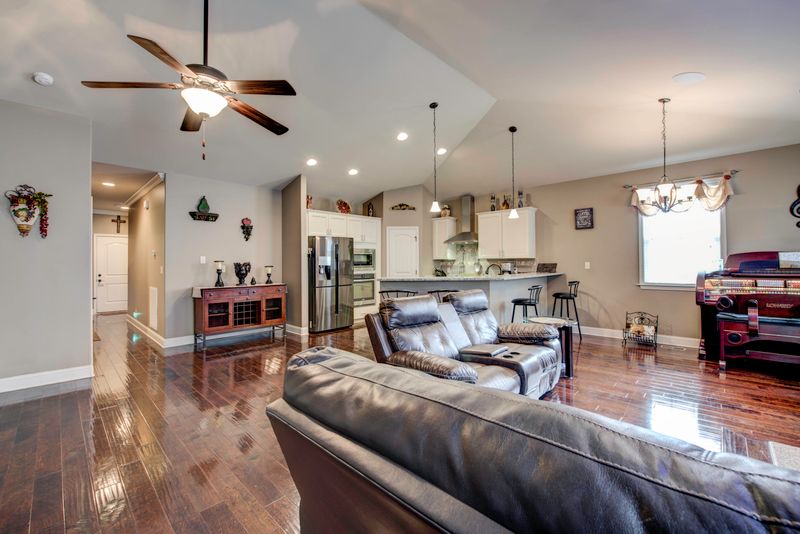 3013 Maple Knot Ln, Knoxville, TN 37931