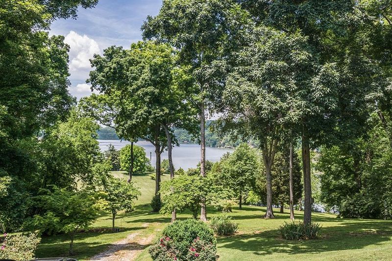 3013 Tooles Bend Rd, Knoxville, TN 37922