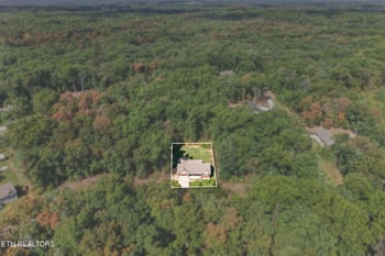 3015 Kiki Dr, Crossville, TN 38572