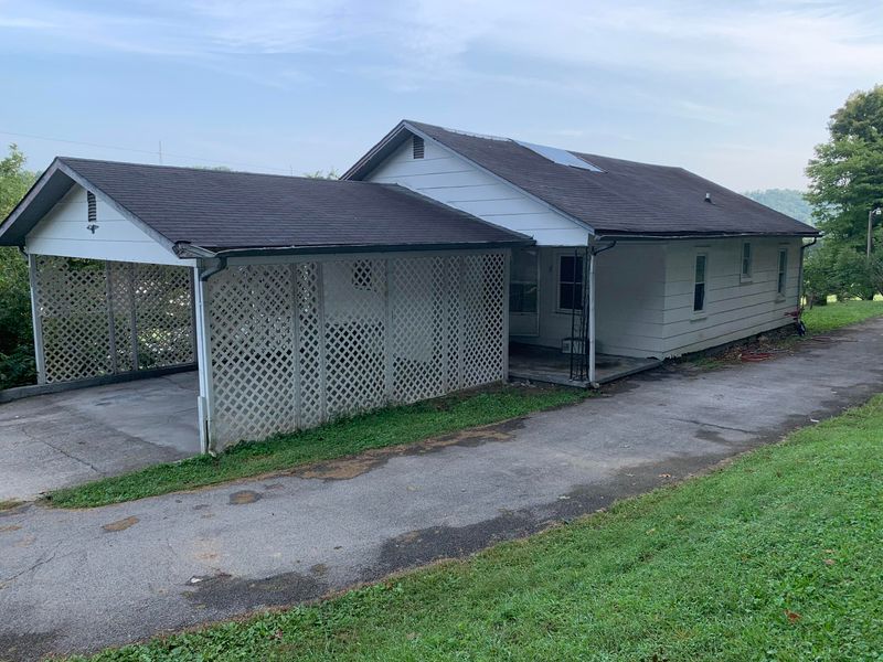 3016 Rifle Range Dr, Knoxville, TN 37918