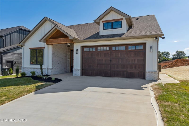 3017 Bridgewater Blvd, Morristown, TN 37814