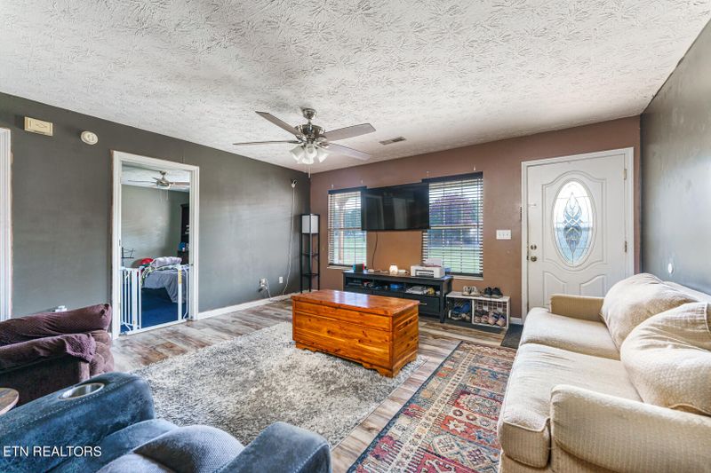 3018 Eledge Ln, Sevierville, TN 37876