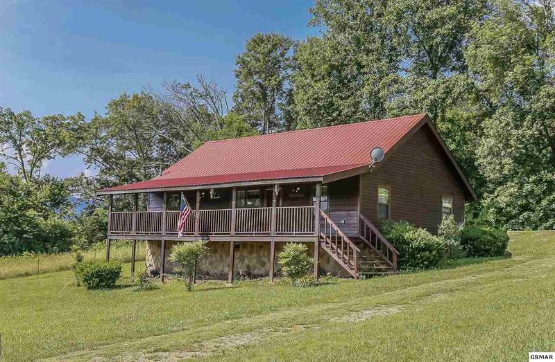 3018 Hatcher Mtn Rd, Sevierville, TN 37862