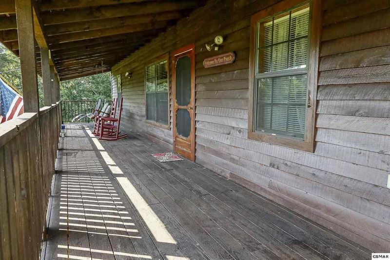 3018 Hatcher Mtn Rd, Sevierville, TN 37862