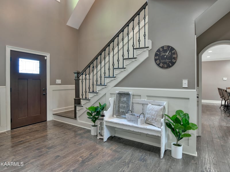 3019 E Emory Rd, Knoxville, TN 37938