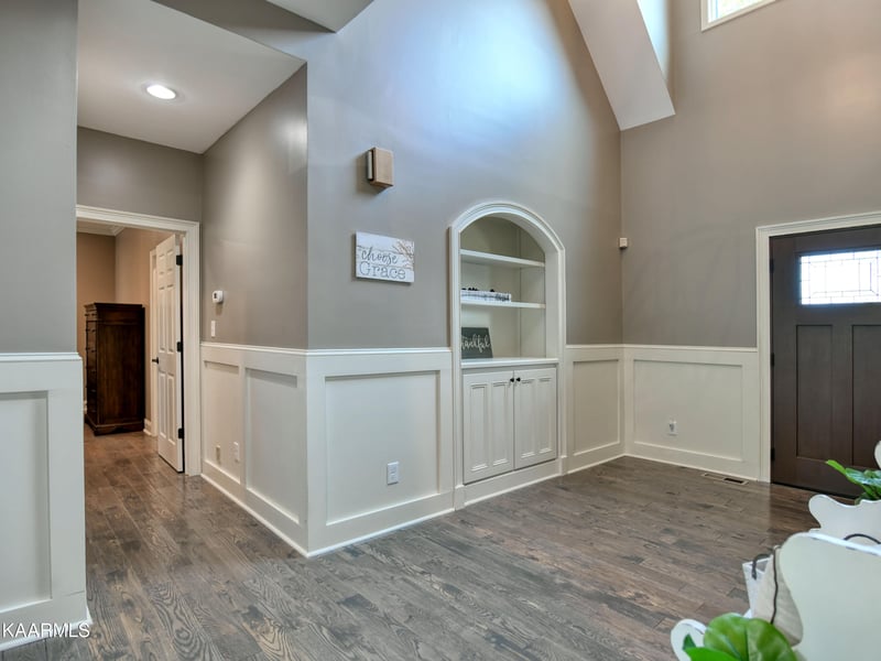 3019 E Emory Rd, Knoxville, TN 37938