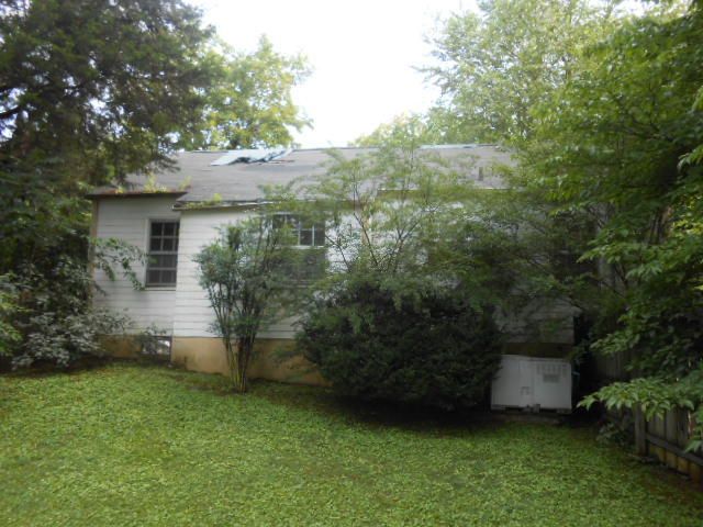 302 Colonial Dr, Knoxville, TN 37920