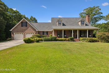 302 County Road 707, Athens, TN 37303
