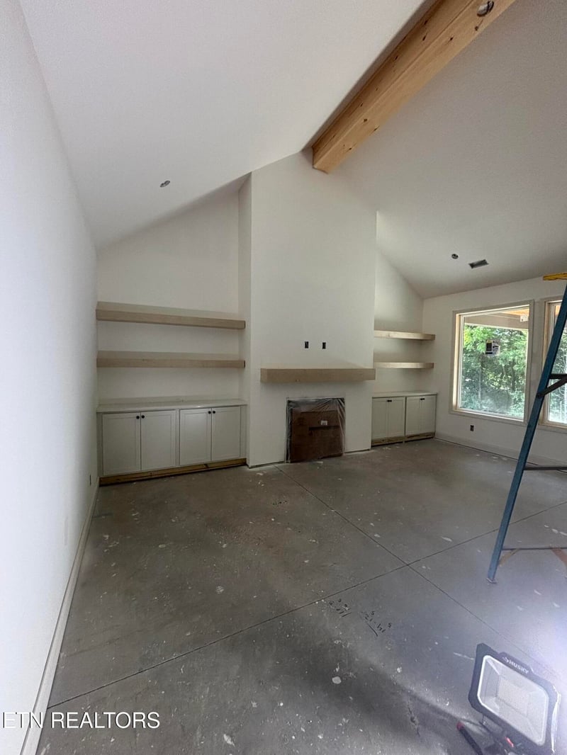 302 Kawga Tc, Loudon, TN 37774