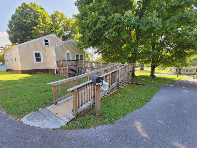 3020 Wilkinson Pike, Maryville, TN 37803
