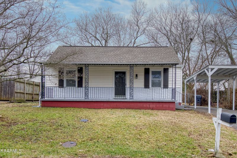 3021 Hackman St, Knoxville, TN 37920