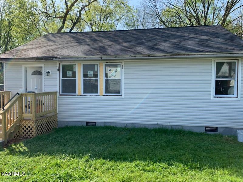 3022 Boright Dr, Knoxville, TN 37917