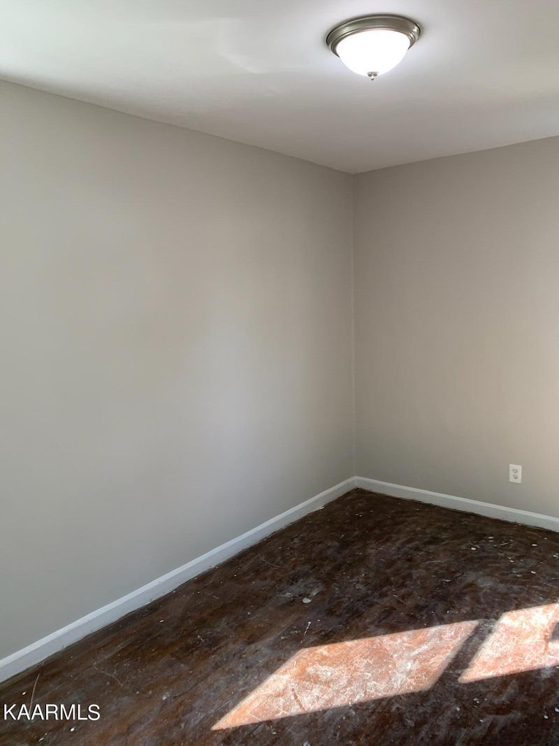 3022 Boright Dr, Knoxville, TN 37917