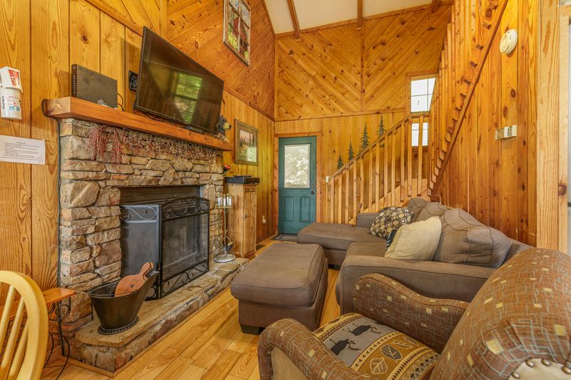 3029 Birds Creek Rd #1, Sevierville, TN 37876