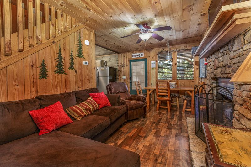 3029 Birds Creek Rd #2, Sevierville, TN 37876