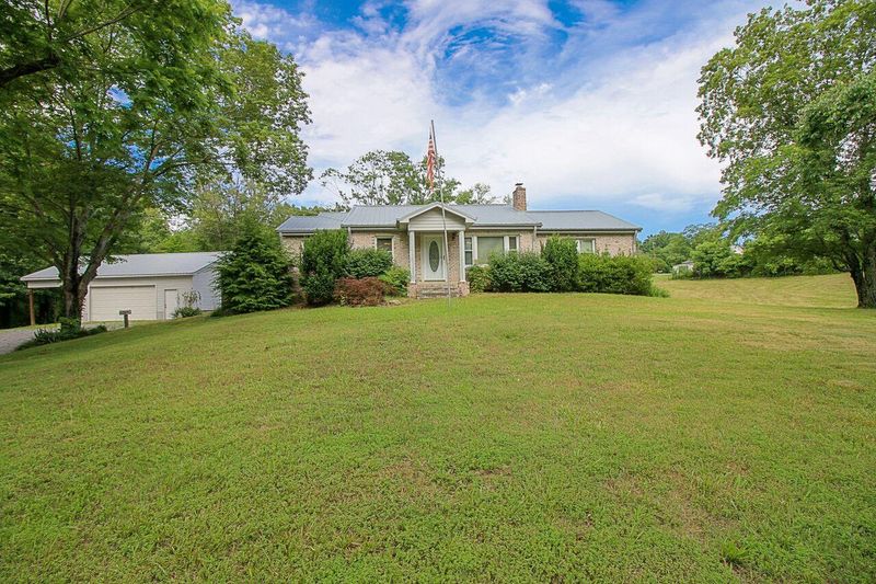 303 Cruze Rd, Powell, TN 37849
