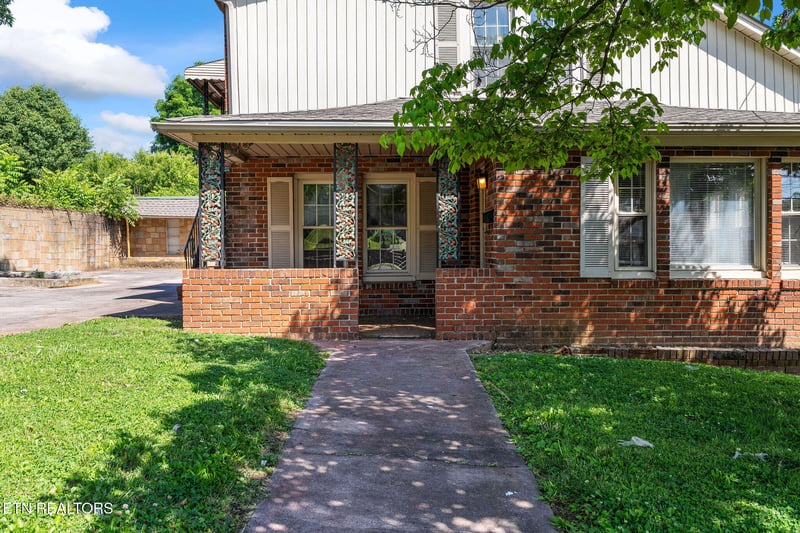 303 E Louise Ave, Morristown, TN 37813