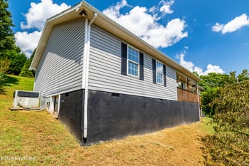 303 N 16th St, Lafollette, TN 37766