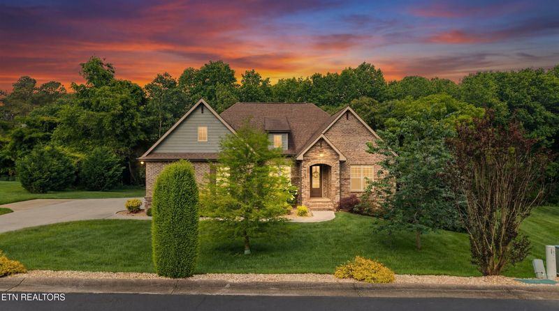 303 Okmulgee Cir, Loudon, TN 37774