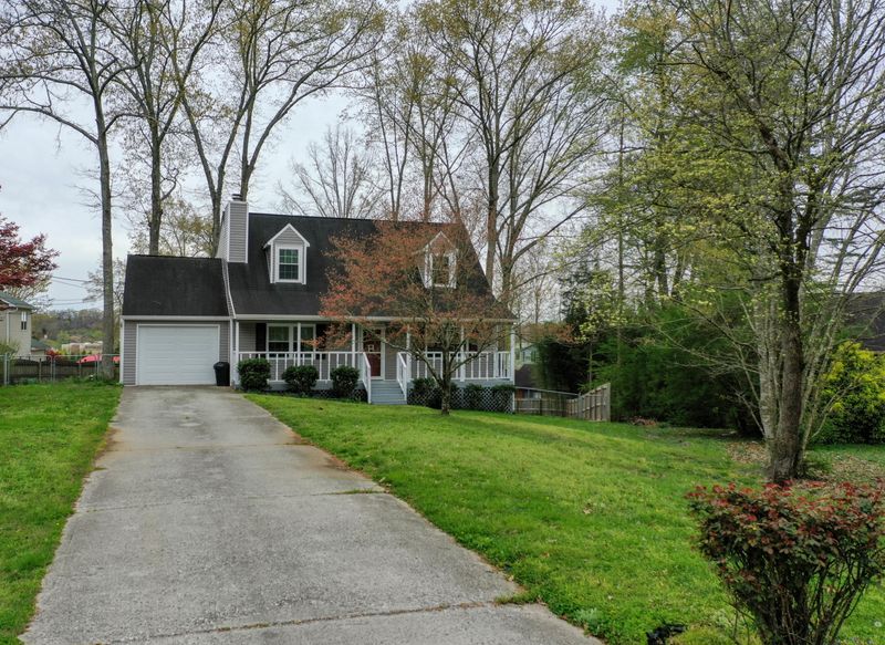 303 Pheasant Ln, Clinton, TN 37716